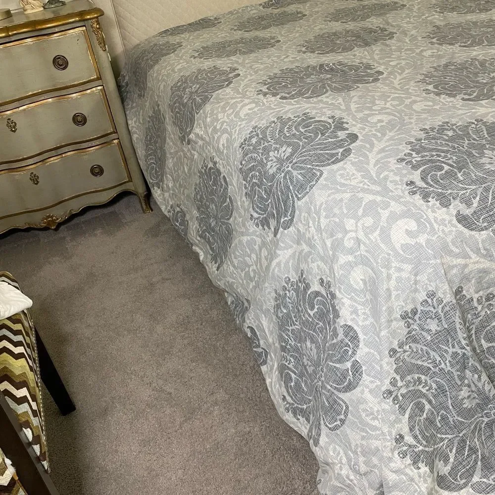 Tahari elegant floral